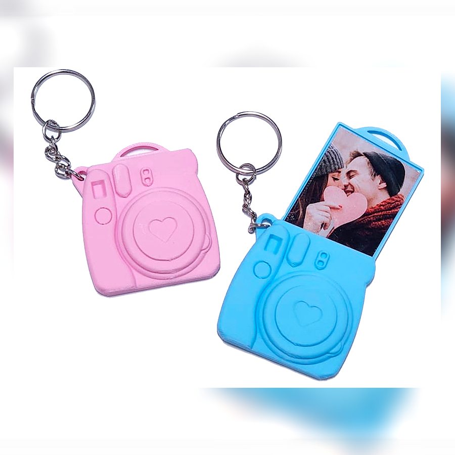 Chaveiros em forma de câmera instantânea, rosa e azul, com foto